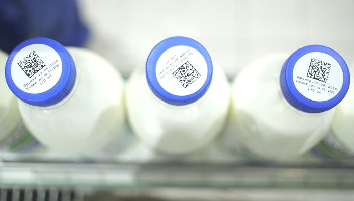 Эксперты НИУ ВШЭ сообщили, что введение маркировки замедлило рост цен на молочную продукцию