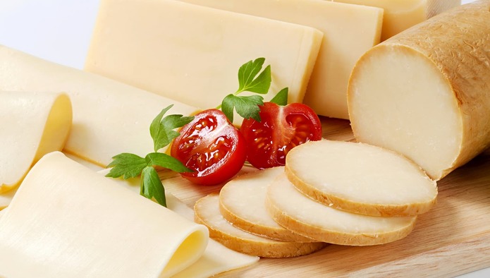 Потребление сыров в РФ выросло на 9,8%, сырных продуктов – упало на 20%