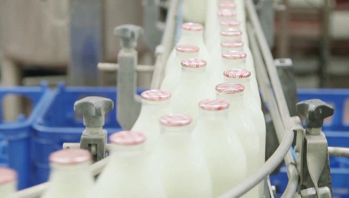 «Комос Групп» с 2019 года будет поставлять в КНР 500 т молочной продукции и 40 т мороженого ежемесячно