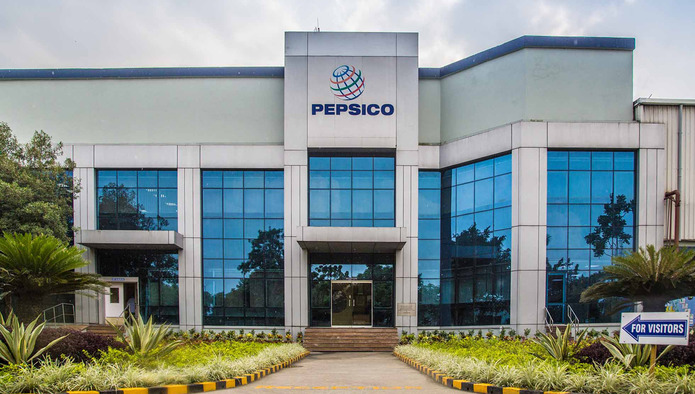 Чистая прибыль PepsiCo за 9 месяцев снизилась на 4,9%
