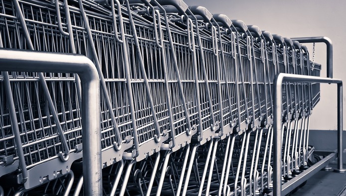 Госдума приняла закон, запрещающий торговым сетям возвращать продукты поставщикам