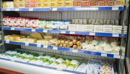 В Госдуме анонсировали проверку выкладки молочной продукции с ЗМЖ