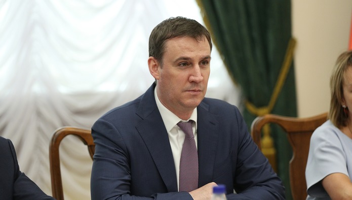 Патрушев: Россия выйдет на самообеспечение молоком через 6-8 лет