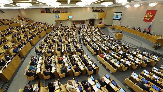 Поправка о выделении в 2018 году 7 млрд рублей на компенсацию АПК роста цен на ГСМ отклонена комитетом Госдумы